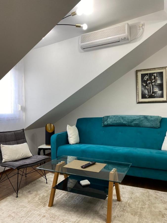 Apartman Pavic Vinkovci Esterno foto