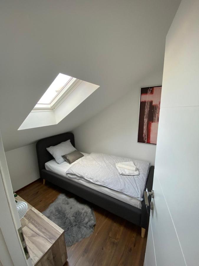 Apartman Pavic Vinkovci Esterno foto
