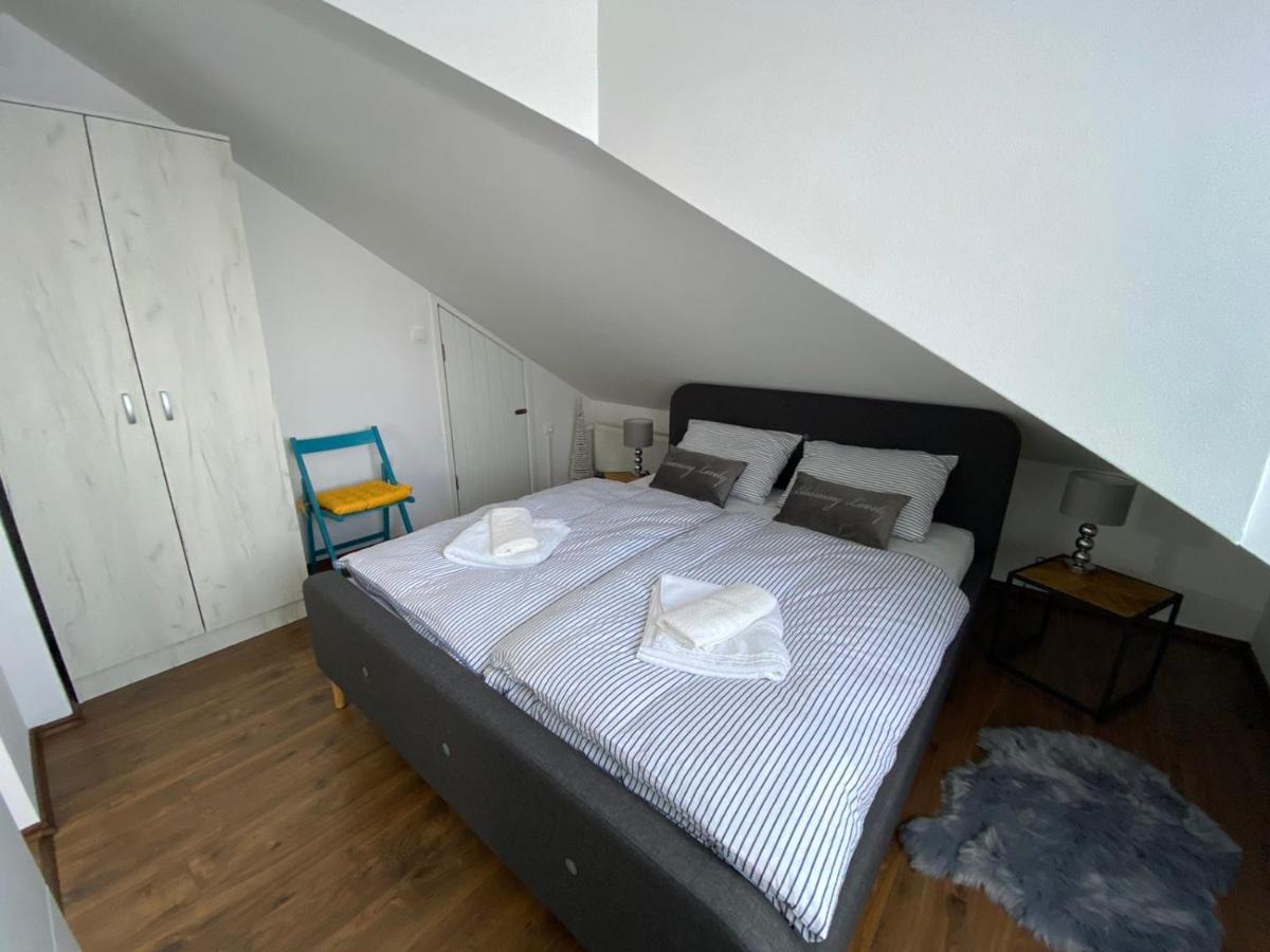 Apartman Pavic Vinkovci Esterno foto